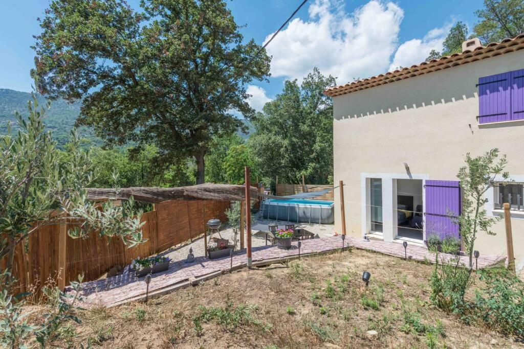 Aux Studio Sous Les Oliviers Netflix Et Disney Plus Contes  Extérieur photo